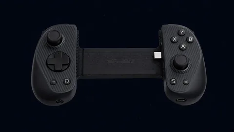 Serafim S3 MFi controller for iPhone 15, 16, and 17